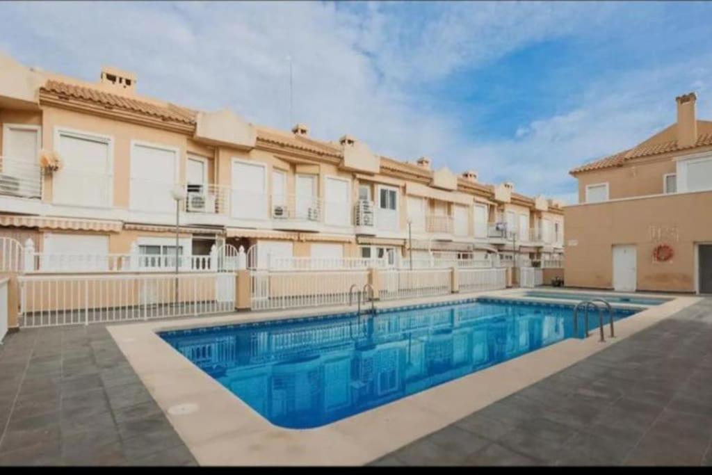 Villa Adosado Con Piscina Al Lado De La Playa à Santa Pola Extérieur photo